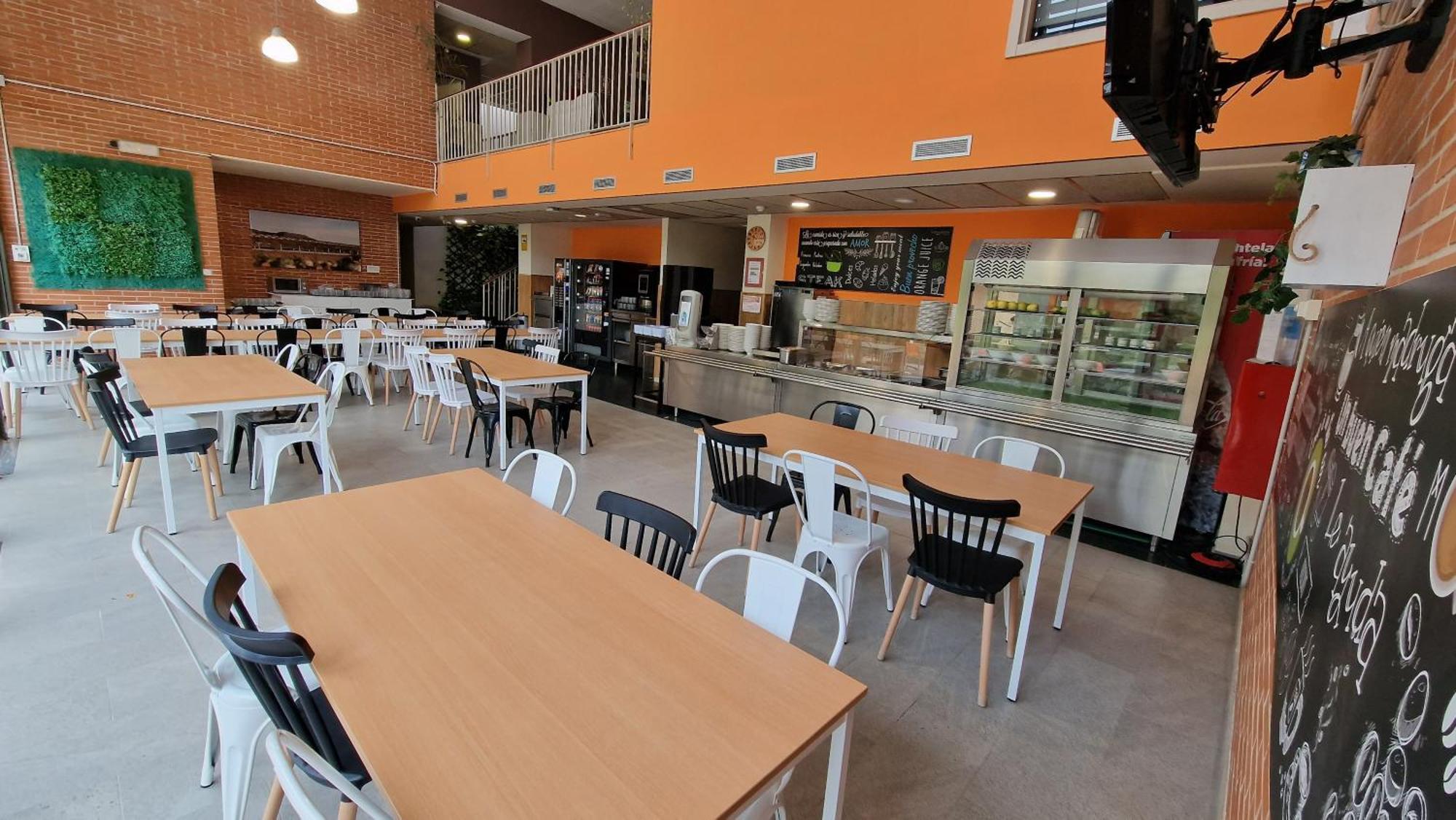 Residencia Universitaria Resa Giner De Los Rios 알칼라데에나레스 외부 사진