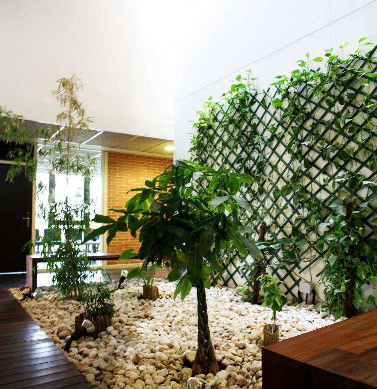 Residencia Universitaria Resa Giner De Los Rios 알칼라데에나레스 외부 사진